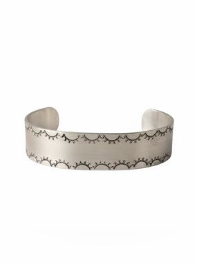 Handmade stamped sun border silver adjustable‎ rounded edge cuff bracelet